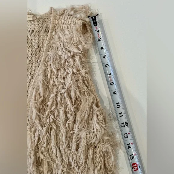Altar’d State 70’s Style Yarn Vest Boho Cowgirl Shaggy Beige Cream Medium - Picture 7 of 13